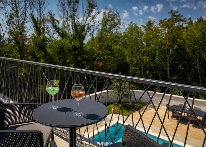 Valle Malinska Hébergement de vacances Sveti Vid-Miholjice