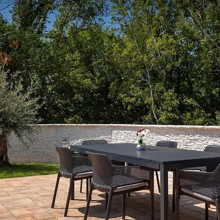 Ferienhaus Valle Malinska